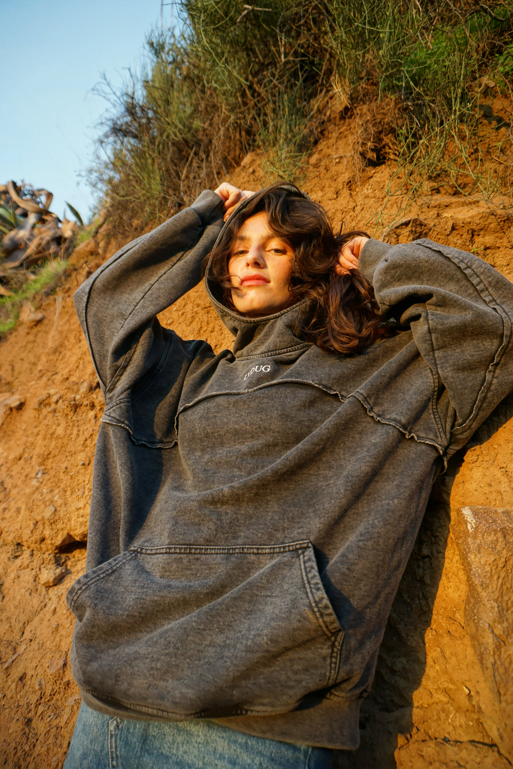 Poleron Heavyweight Hoodie Neck Gris| LΛDUG®