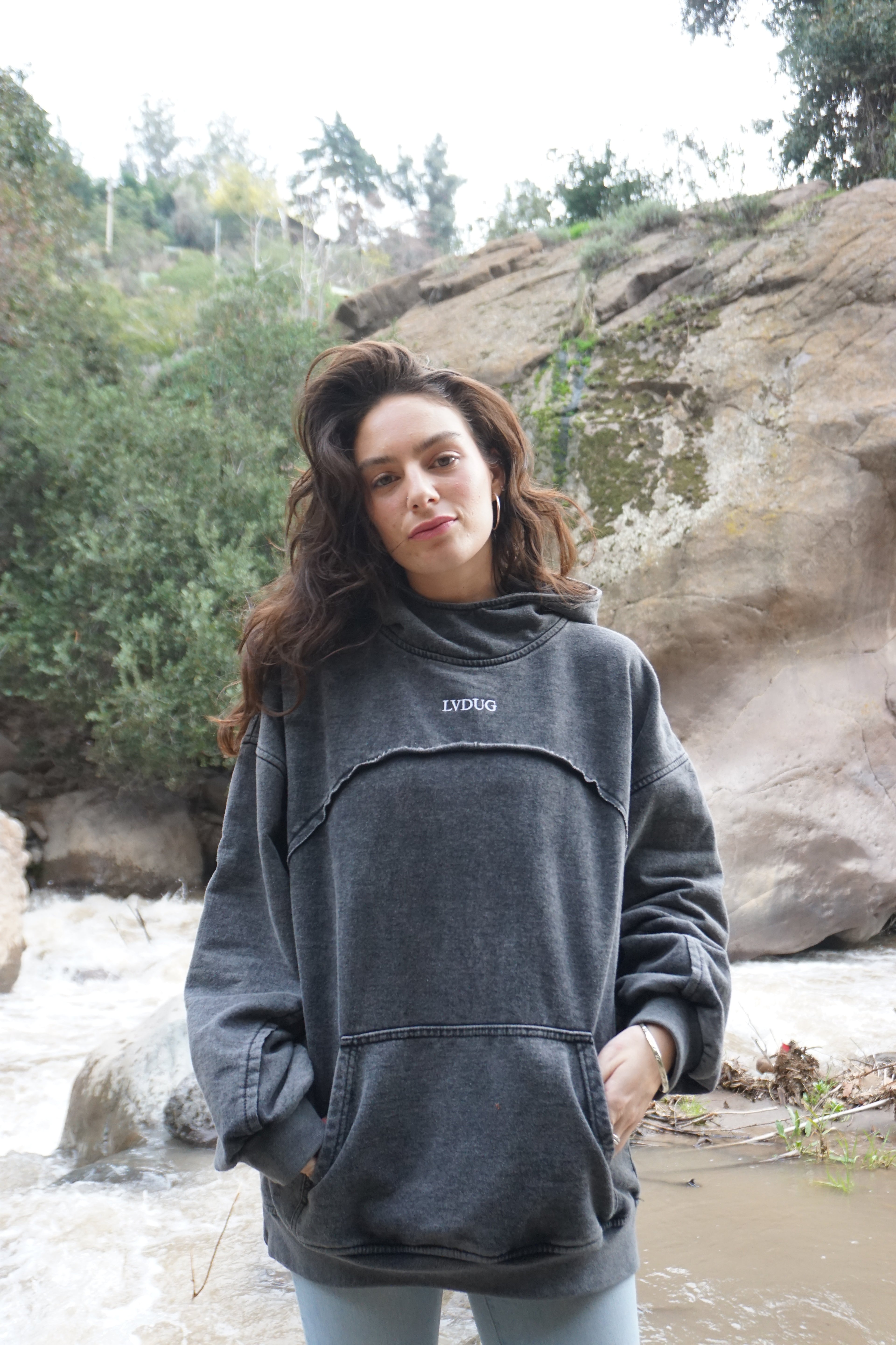 Poleron Heavyweight Hoodie Neck Gris| LVDUG®