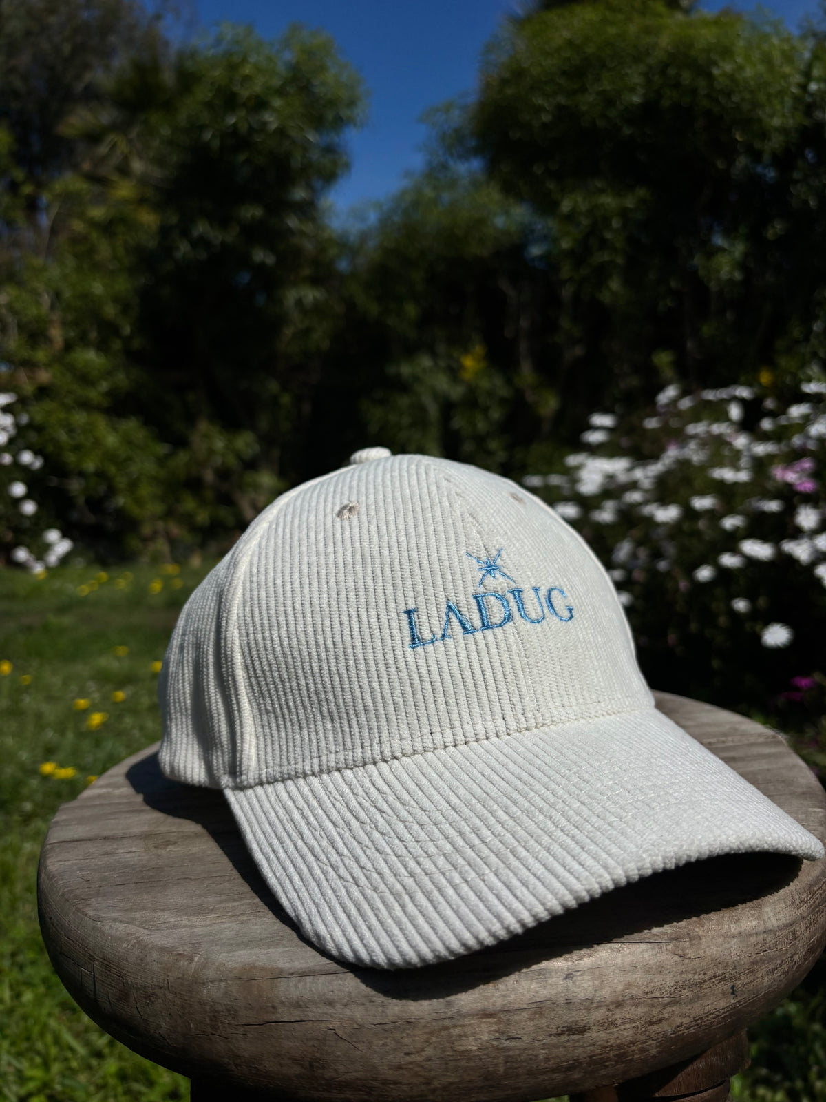 Gorra Blanca | LVDUG®
